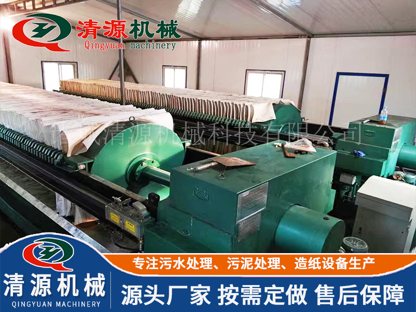 板框式污泥壓濾機(jī)1.jpg 板框式污泥壓濾機(jī)1.jpg